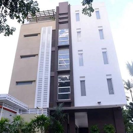 Green Paradise Hotel Yangon Dış mekan fotoğraf