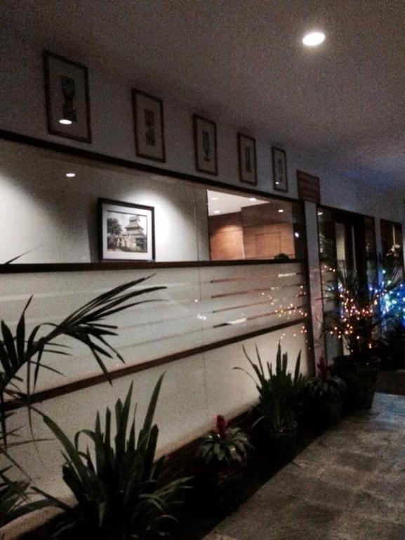 Green Paradise Hotel Yangon Dış mekan fotoğraf