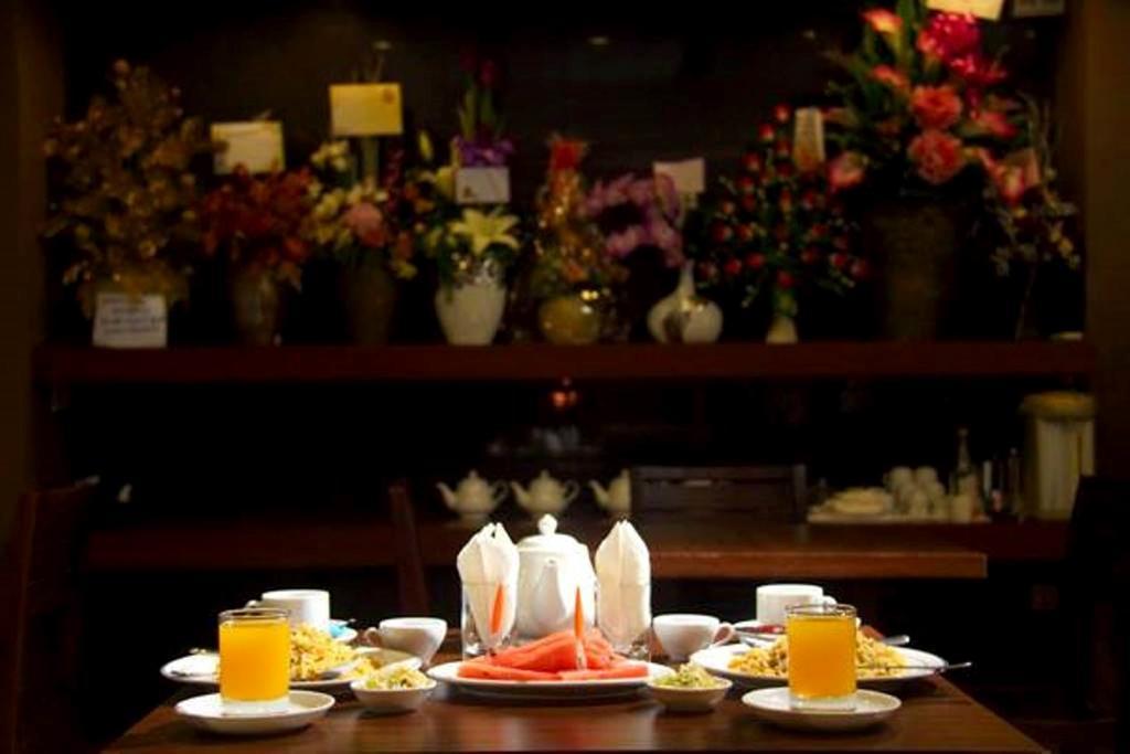 Green Paradise Hotel Yangon Dış mekan fotoğraf
